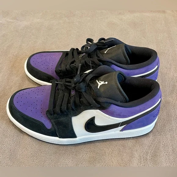 Air Jordan 1 Low – “Court Purple” (2019 release) - Picture 2 of 6